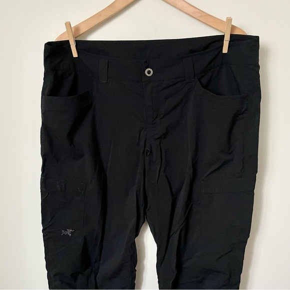 Arc’teryx Women's Parapet Pants Hiking Outdoors Nylon Pants - Picture 3 of 9
